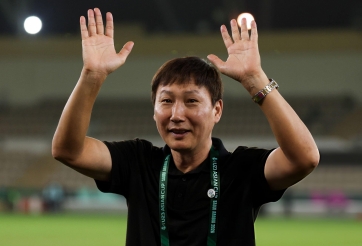 Truyền thông Trung Quốc chỉ ra 'quân bài tủ' của HLV Kim Sang-sik