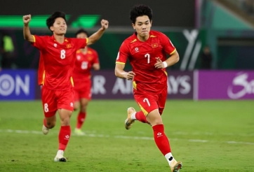 Đình Bắc tạo nên điều không tưởng trong lịch sử bóng đá Việt Nam