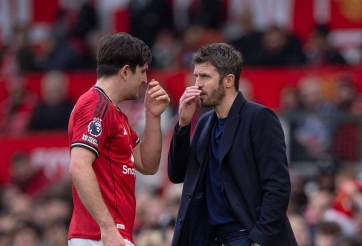 MU 'mượn gió bẻ măng' giữa cơn khủng hoảng của thành London