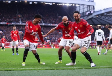 MU bộc lộ vấn đề chiến thuật đáng lo trong trận thua Newcastle