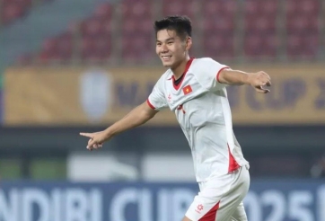 Hiểu Minh chính thức lên tiếng sau chấn thương dây chằng