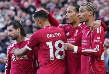 Liverpool lập kỷ lục lạ, thách thức Arsenal ở 'vũ khí' bóng chết