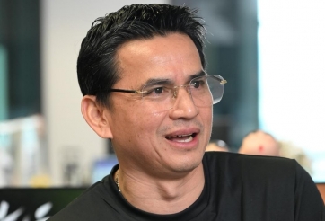 HLV Kiatisuk: 'Muốn vươn tầm châu Á, Thái Lan phải thắng ...'