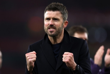 HLV Carrick thông báo liền 2 tin quan trọng cho MU