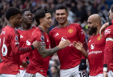 Ở lại MU, Maguire chứng kiến 7 đồng đội rời Old Trafford