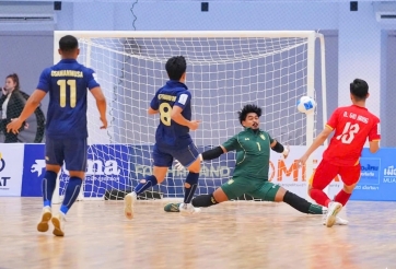 HLV Thái Lan thừa nhận nỗi lo lớn dù thắng Việt Nam 4-2