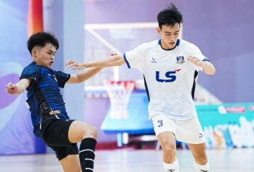 Thủ môn top 10 thế giới bắt trận thứ 2, đội Việt Nam ghi 39 bàn vào tứ kết