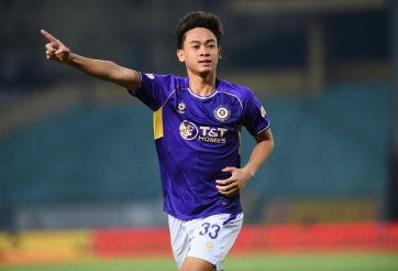 Liên tiếp lập công, trung vệ 20 tuổi cao 1m83 gây sốt V.League