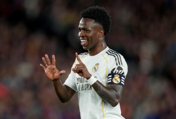 Vinicius lại 'cà khịa' CĐV Barca ngay giữa Camp Nou