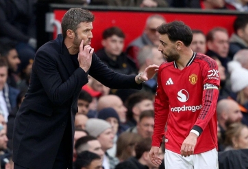 HLV Carrick thốt lên 1 điều CĐV MU chờ đợi về Bruno Fernandes