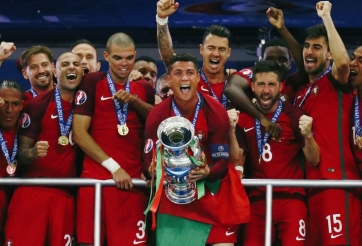CHÍNH THỨC: 'Chiến binh' vô địch EURO 2016 cùng Ronaldo giải nghệ