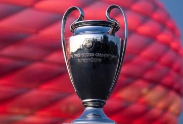 Đội 4 lần vô địch Champions League quyết bán cả đội hình, chỉ giữ 8 cầu thủ