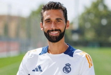 Vừa rời Real Madrid, Arbeloa bất ngờ tiến sát dẫn dắt đội Ngoại hạng Anh