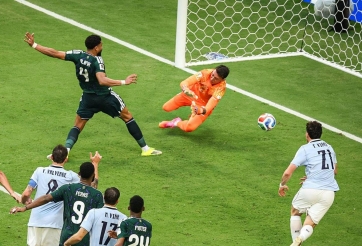 Trực tiếp bóng đá Ả Rập Xê Út 1-0 Uruguay: Tìm kiếm bàn gỡ