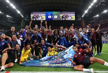 Bất bại vòng bảng, Cape Verde lần đầu vào knock-out World Cup