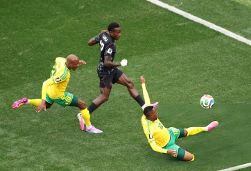 Trực tiếp bóng đá Nam Phi 0-0 Canada: Đôi công ấn tượng
