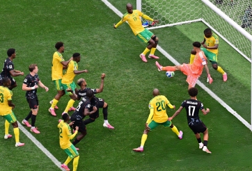 Trực tiếp bóng đá Nam Phi 0-0 Canada: Suýt mở tỷ số