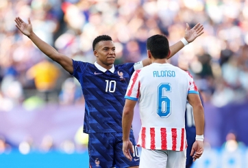 Mbappe tỏa sáng, Pháp nhọc nhằn vào tứ kết World Cup