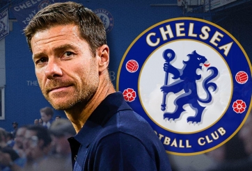 XONG! Xabi Alonso chia tay 'máy chạy' người Anh ở Chelsea