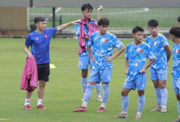Nhà vô địch AFF Cup tái xuất cùng HLV đưa Việt Nam dự World Cup