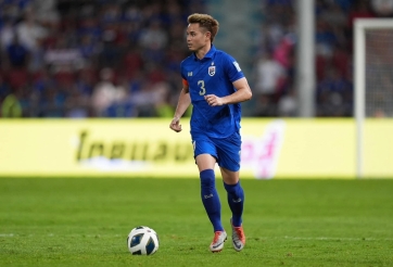 HLV ĐT Thái Lan công bố lý do Theerathon lỡ tái đấu Việt Nam ở giải FIFA