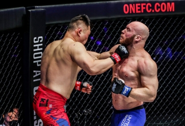 ONE X: Võ sĩ Hàn Quốc được thưởng 50 nghìn USD sau 'cú đấm ăn liền'