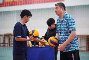 Chấn động bóng chuyền Việt Nam: ĐTQG 'bại trận' lần 2 trước Sanest Khánh Hòa