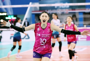 Chị đại bóng chuyền Kim Yeon Koung trở lại Hàn Quốc thi đấu sau 11 năm xuất ngoại