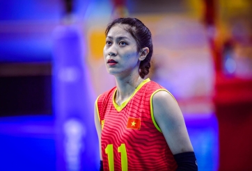 Kiều Trinh hỏng bước 1, HLV Nguyễn Tuấn Kiệt lập tức mời ra khỏi sân