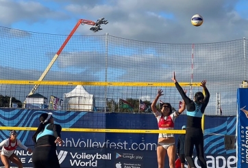 Bóng chuyền bãi biển nữ Thái Lan 'tạo siêu địa chấn' ở giải thế giới