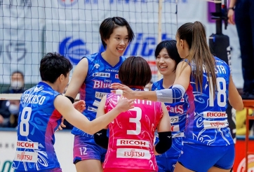 Khủng long Thanh Thúy tỏa sáng, PFU BlueCats mang về chiến thắng thứ 8