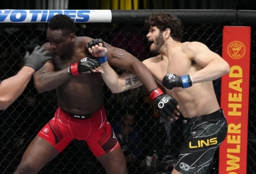 Ra đòn như vũ bão, Philipe Lins hạ knock-out đối thủ sau 49 giây