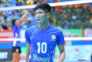 Quốc Dư tỏa sáng ngay khi 'bị loại' khỏi tuyển Việt Nam dự SEA Games 32