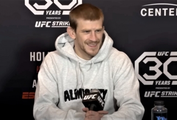 UFC Fight Night: Arnold Allen 'dự báo tương lai' nếu đánh bại Holloway