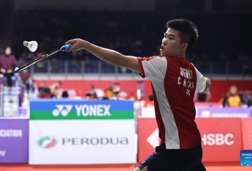 VĐV cầu lông Trung Quốc tạo địa chấn, thắng sốc Kento Momota và số 2 thế giới