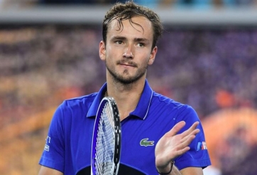 Địa chấn: Tay vợt hạng 172 'kết liễu' số 2 thế giới Daniil Medvedev