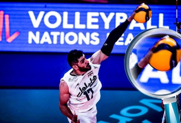 Khổng lồ bóng chuyền châu Á 2m03: Đập móp bóng ở giải thế giới, không ai dám đỡ