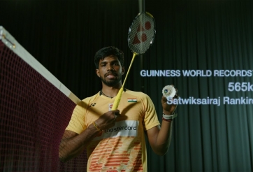 Sững sờ: Tay vợt Ấn Độ đập cầu tốc độ gấp 1,5 lần xe đua F1