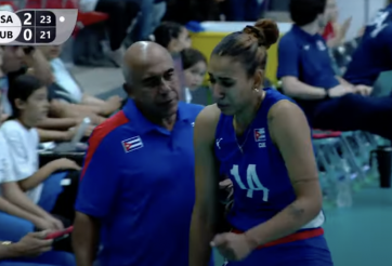 Tuyển thủ U21 Cuba dính chấn thương HLV vẫn bắt thi đấu, ấm ức đến khóc