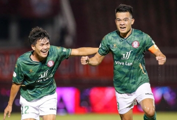 VIDEO: Ngô Hoàng Thịnh ghi siêu phẩm đá phạt như Ronaldo