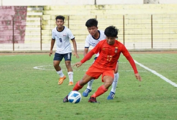 Nhà vua tự xưng của ĐNÁ bị loại cay đắng ở giải khu vực