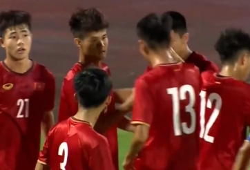 VIDEO: U17 Việt Nam liên tiếp khiến người Thái 'ôm hận'