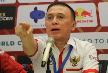 CHÍNH THỨC: Vụ Chủ tịch LĐBĐ Indonesia từ chức ngã ngũ