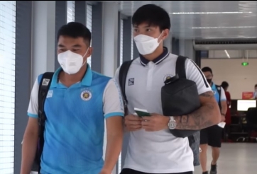 VIDEO: Văn Hậu và đồng đội 'đánh chiếm' thánh địa Pleiku