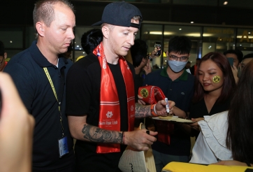 VIDEO: Cận cảnh visual của Marco Reus khi tới Việt Nam