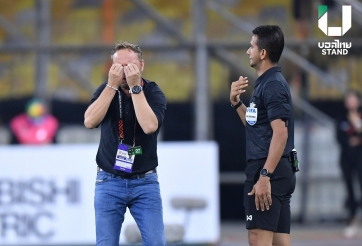 Chưa kịp tới Việt Nam, ĐT Thái Lan đã gặp phải 'sự cố'