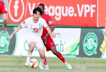 Kiatisak sẵn sàng phương án thay thế Tuấn Anh, Minh Vương