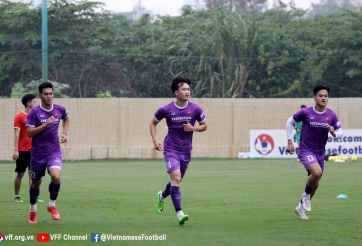 Ngôi sao số 1 ĐT Việt Nam hé lộ về chuyện xuất ngoại