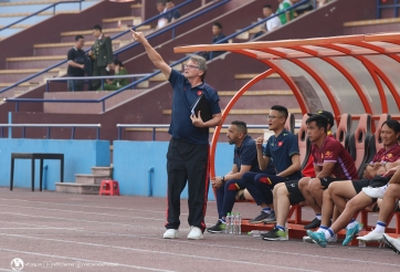 Chưa đá giây nào, một cầu thủ vẫn 'lọt vào mắt xanh' của HLV Troussier