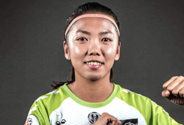 Liên tục ghi điểm, Huỳnh Như khiến Lank FC 'trầm trồ'